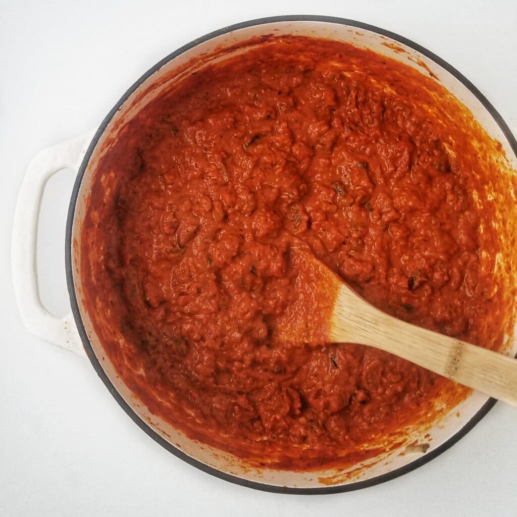 how to make mushroom bolognese sauce recipe on mandyolive.com