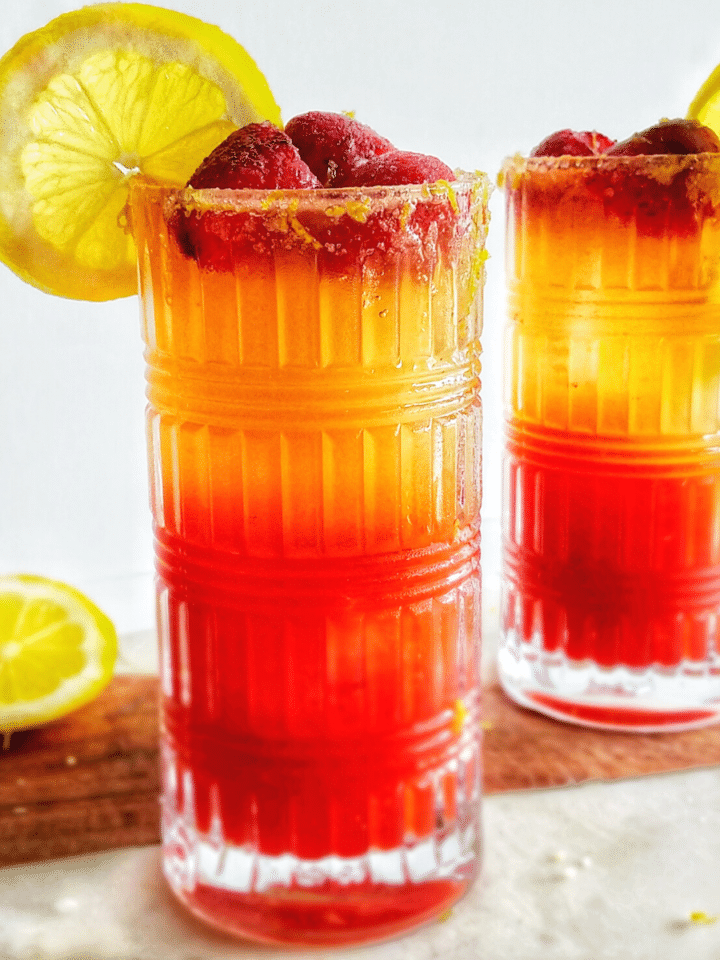 sparkling strawberry lemonade