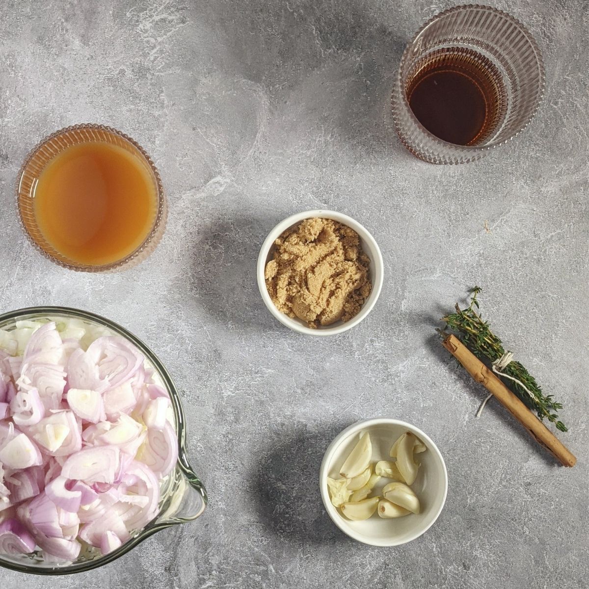 ingredients to make apple cider onion jam